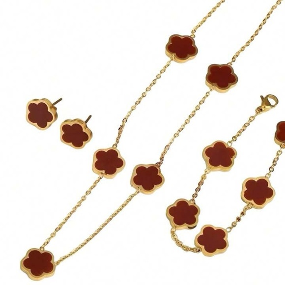 Lucky clover 18k gold color set necklace bracelet and earrings - Picture 8 of 14